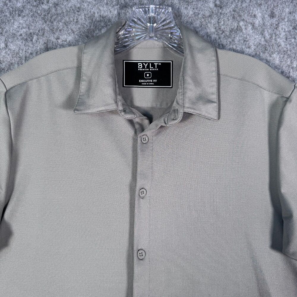 Bylt Shirt Mens Medium Gray Executive Fit Short Sleeve Button Down Casual Office